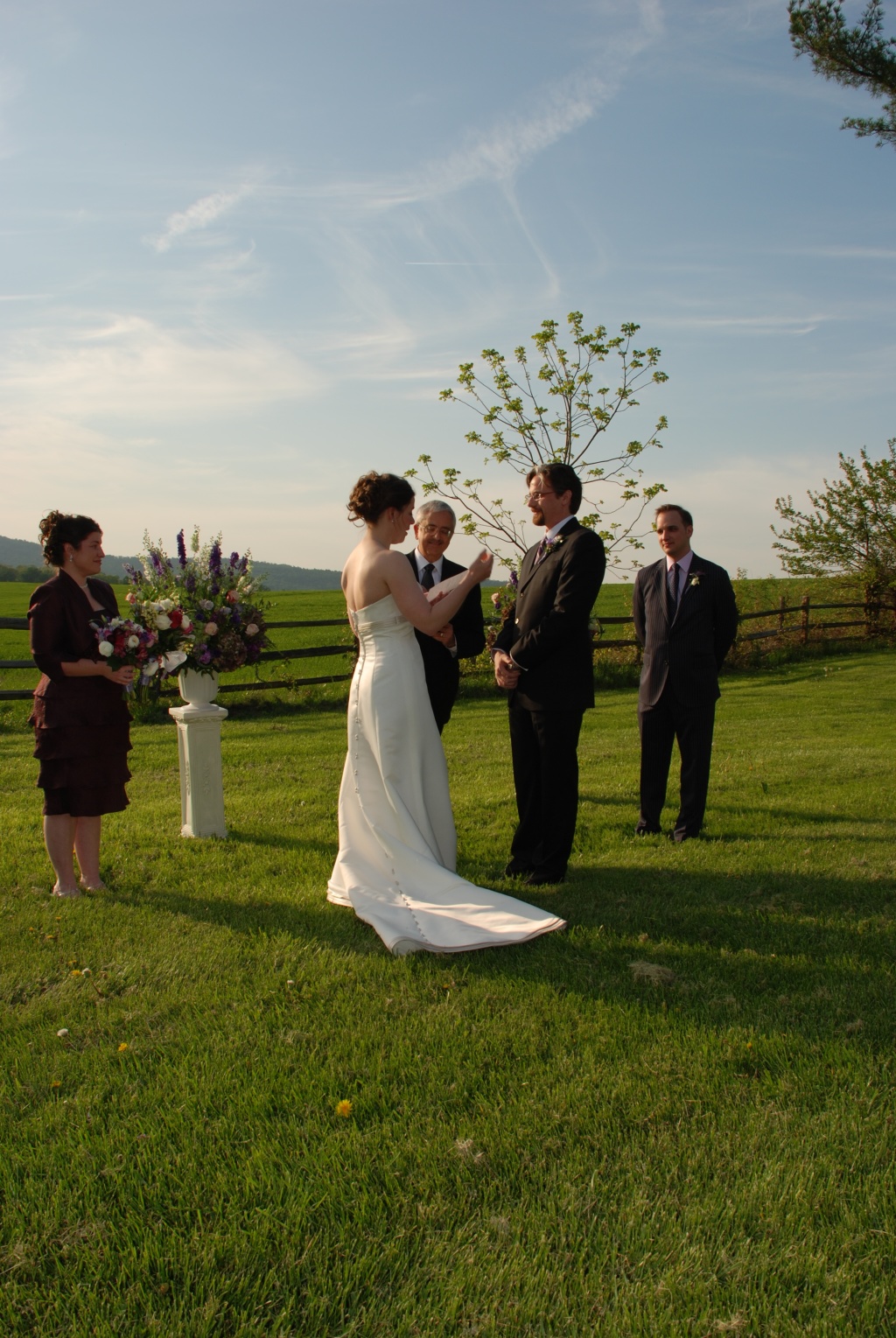 2010/04(April)/Lindsay Andrew Wedding/1024x768_2010-04-23-120 Lindsay-Andrew Wedding.jpg